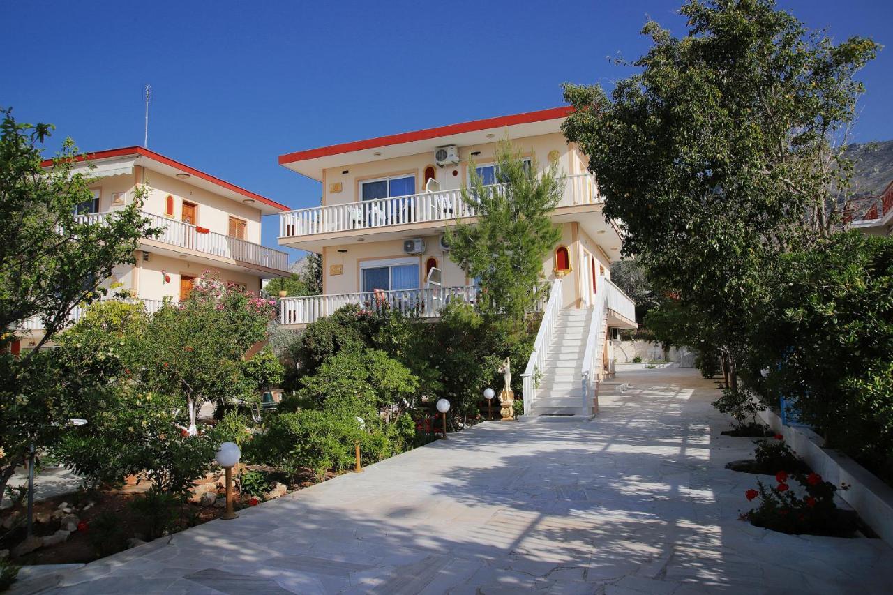 Alexandra Apartment Кинета Екстериор снимка