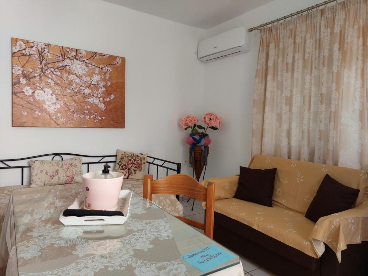 Alexandra Apartment Кинета Екстериор снимка