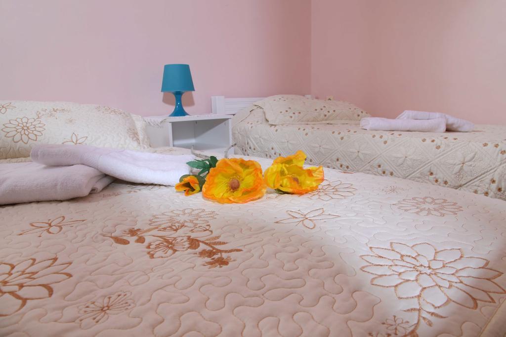 Alexandra Apartment Кинета Екстериор снимка