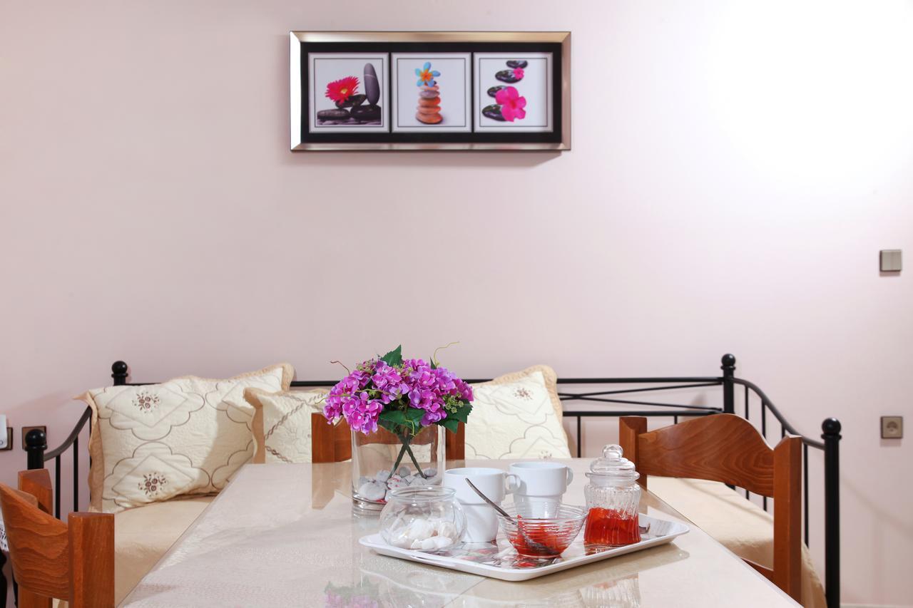 Alexandra Apartment Кинета Екстериор снимка