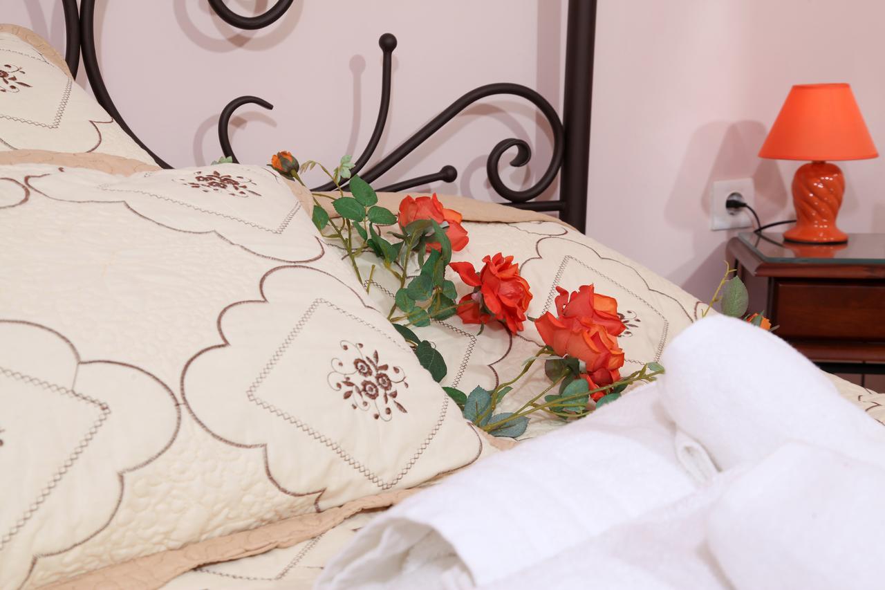 Alexandra Apartment Кинета Екстериор снимка